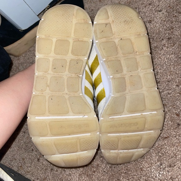 Adidas - Picture 2 of 2